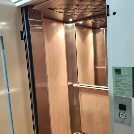 Apartamento Elegant With Balcony & 1 Gbps Fiber