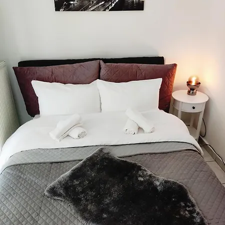 Elegant With Balcony & 1 Gbps Fiber Apartamento *