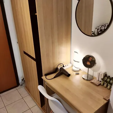 Elegant With Balcony & 1 Gbps Fiber Apartamento *
