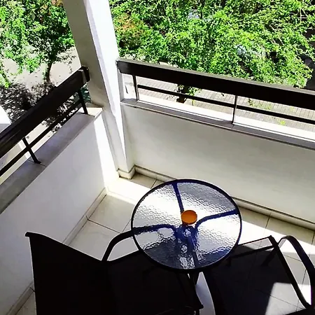 Elegant With Balcony & 1 Gbps Fiber Apartamento *